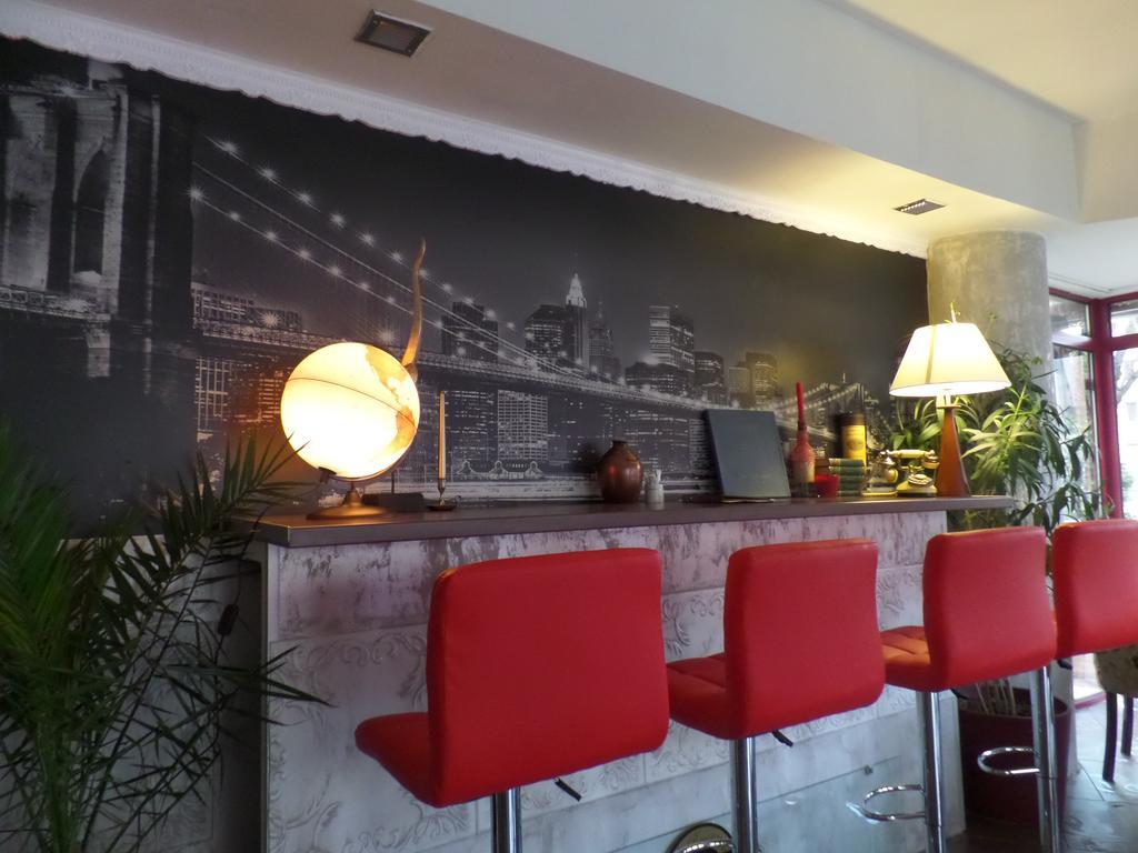 Hotel Ss Residence Unirii Bukares Bagian luar foto