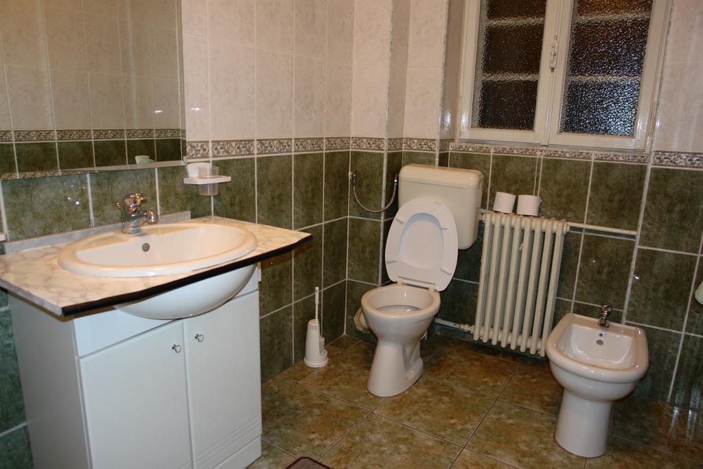 Hotel Ss Residence Unirii Bukares Bagian luar foto