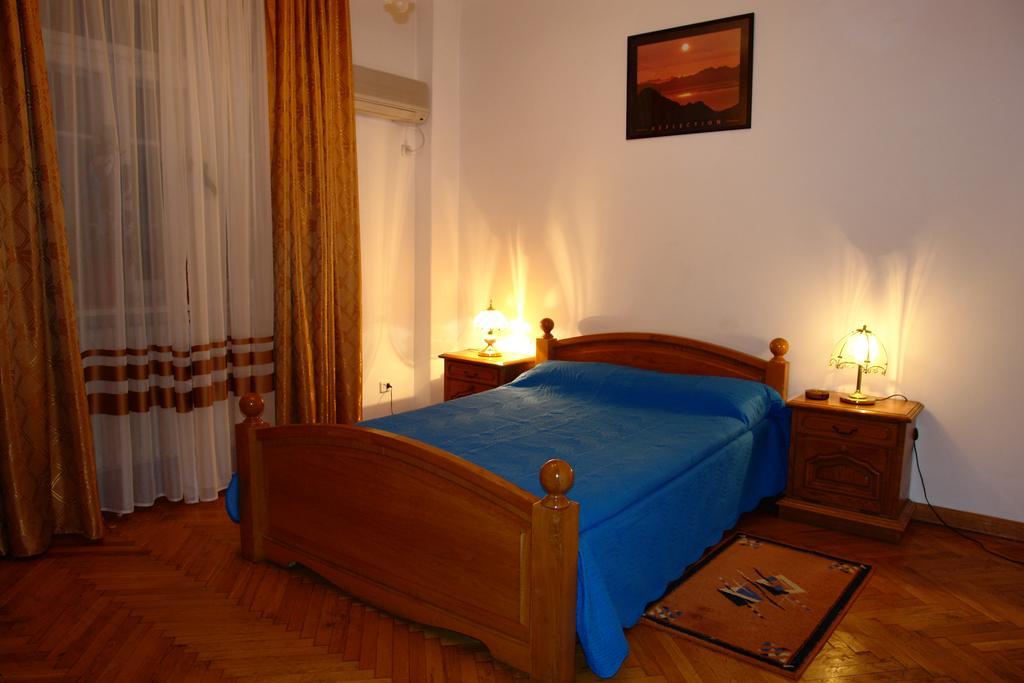 Hotel Ss Residence Unirii Bukares Bagian luar foto