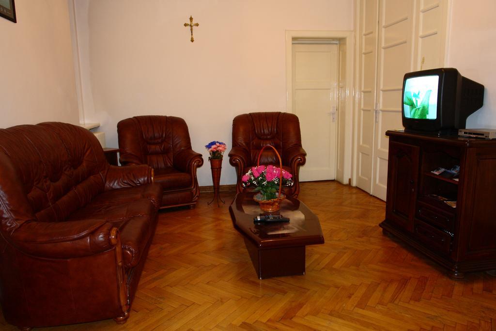 Hotel Ss Residence Unirii Bukares Bagian luar foto