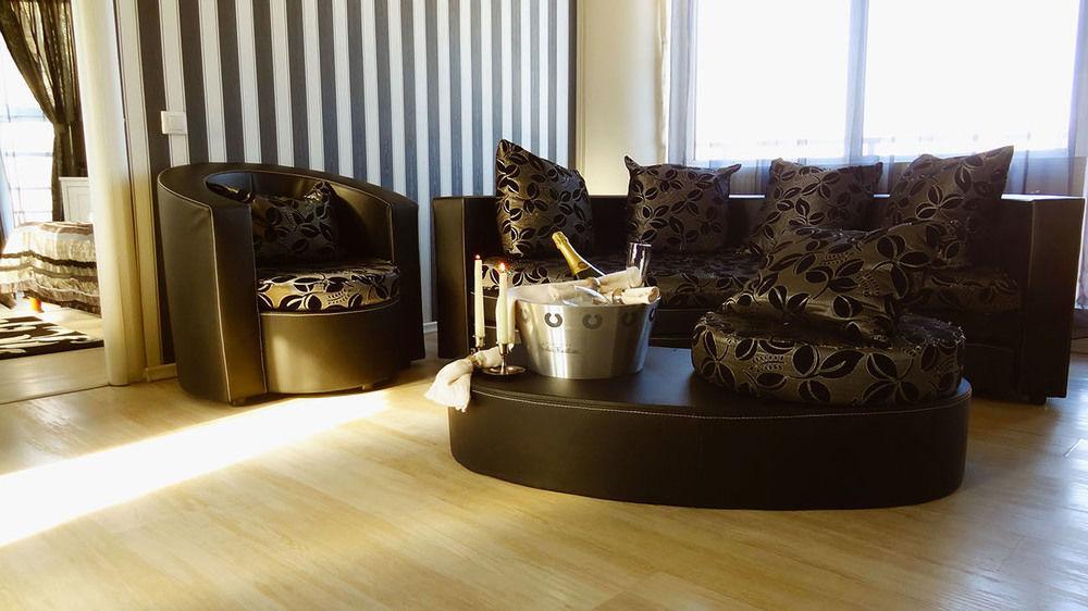 Hotel Ss Residence Unirii Bukares Bagian luar foto