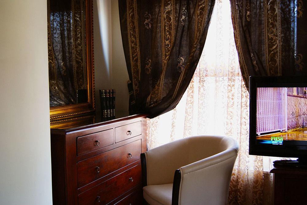 Hotel Ss Residence Unirii Bukares Bagian luar foto