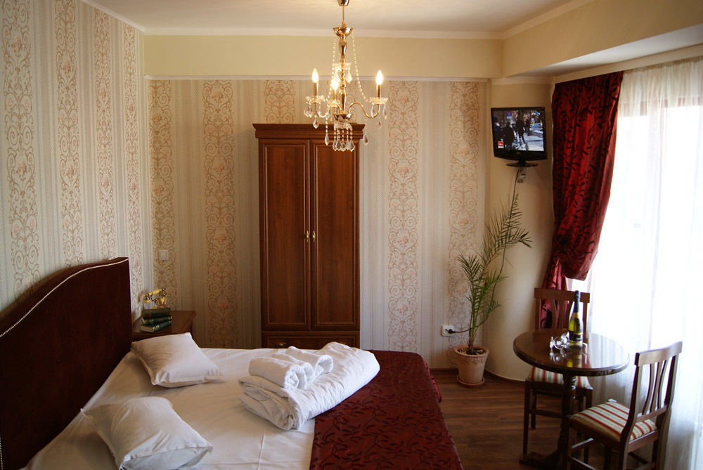 Hotel Ss Residence Unirii Bukares Bagian luar foto